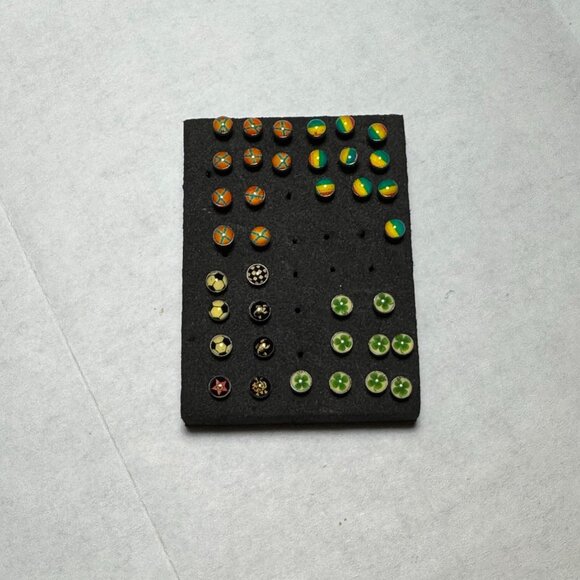 3mm Round Bandana Skull and Crossbones Design 20 gauge nose rings - Picture 8 of 12